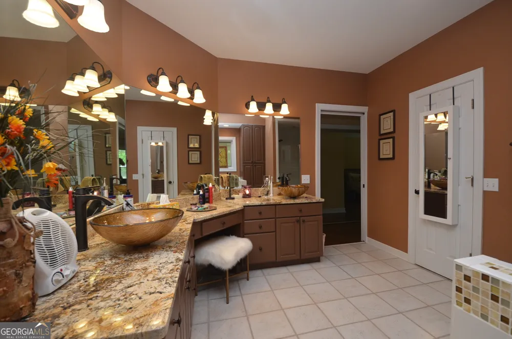1330 Monroe DR Monroe, GA 30655