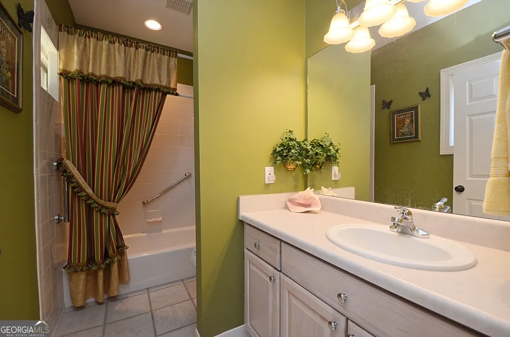 1330 Monroe DR Monroe, GA 30655