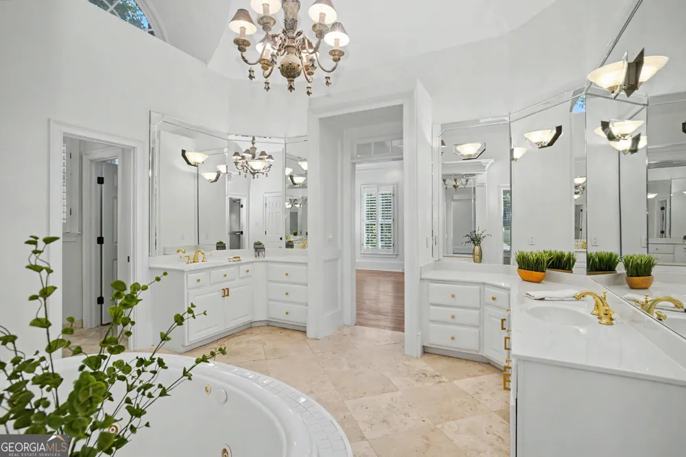 135 Pebble Beach DR Fayetteville, GA 30215
