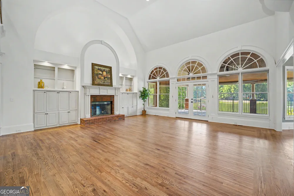 135 Pebble Beach DR Fayetteville, GA 30215