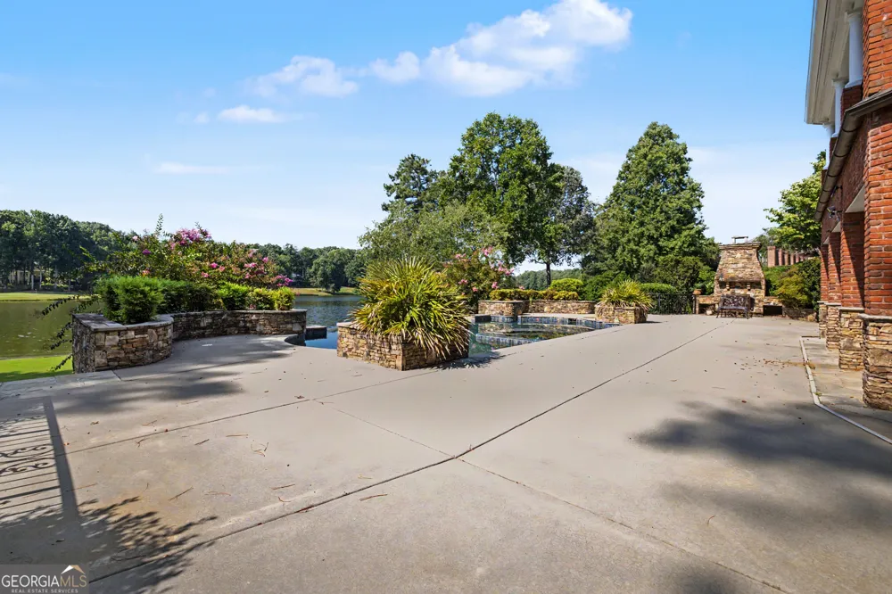 135 Pebble Beach DR Fayetteville, GA 30215