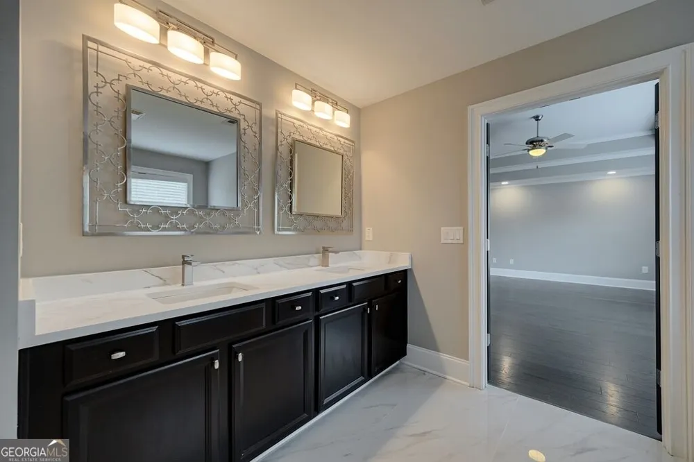 11760 Stratham DR Alpharetta, GA 30009