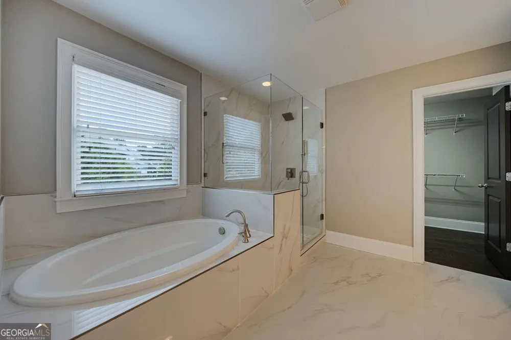 11760 Stratham DR Alpharetta, GA 30009