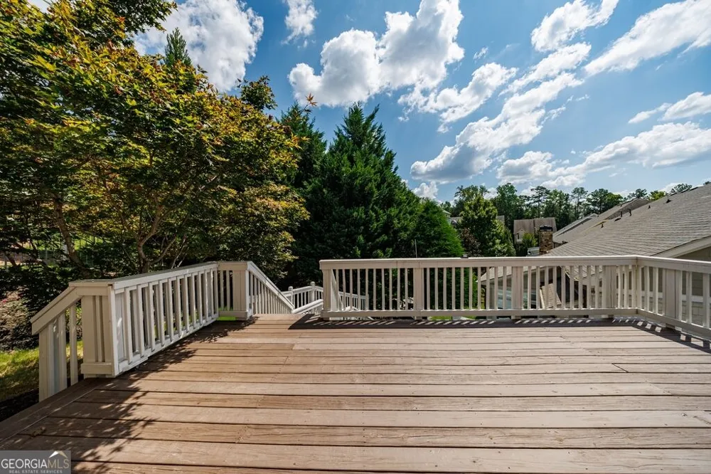 11760 Stratham DR Alpharetta, GA 30009