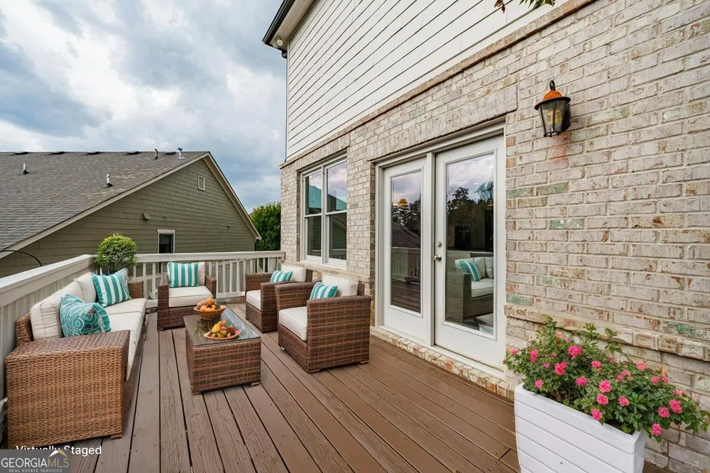 11760 Stratham DR Alpharetta, GA 30009
