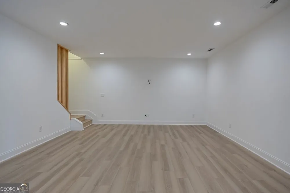 11760 Stratham DR Alpharetta, GA 30009