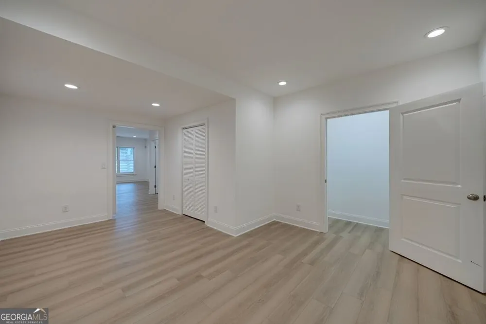 11760 Stratham DR Alpharetta, GA 30009