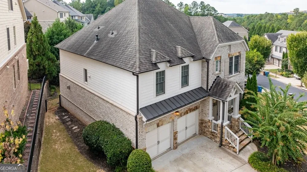 11760 Stratham DR Alpharetta, GA 30009