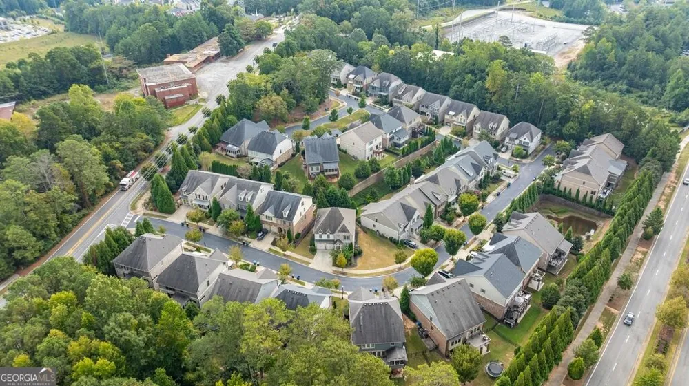 11760 Stratham DR Alpharetta, GA 30009