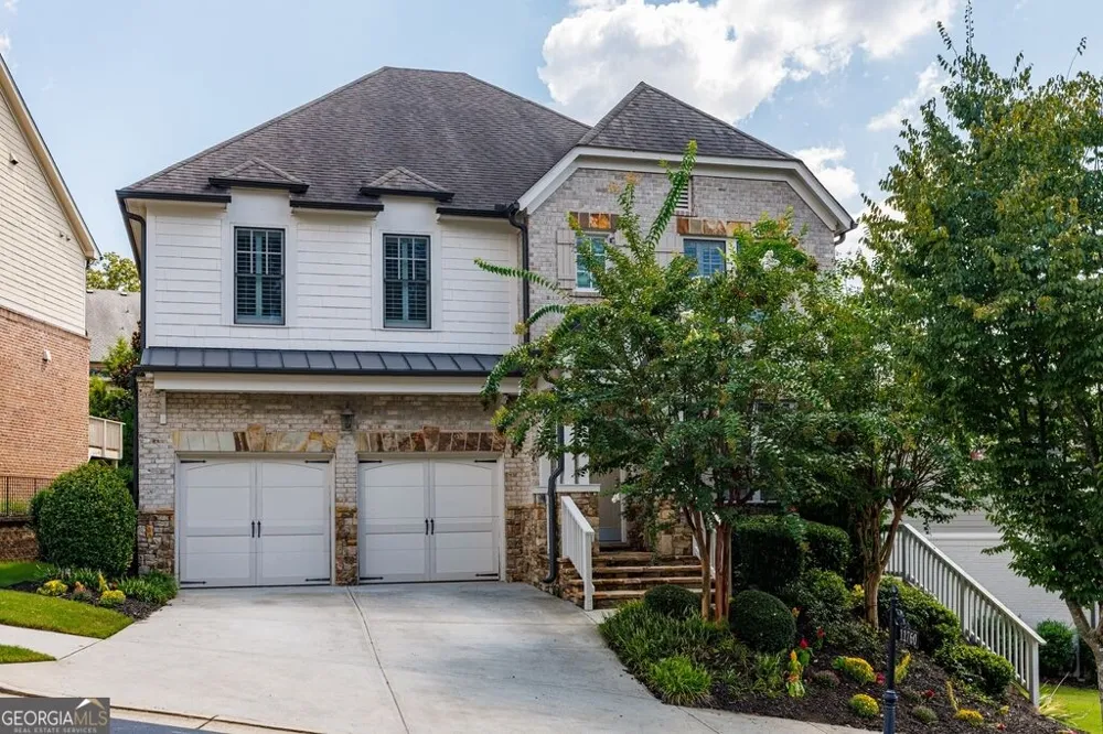 11760 Stratham DR Alpharetta, GA 30009