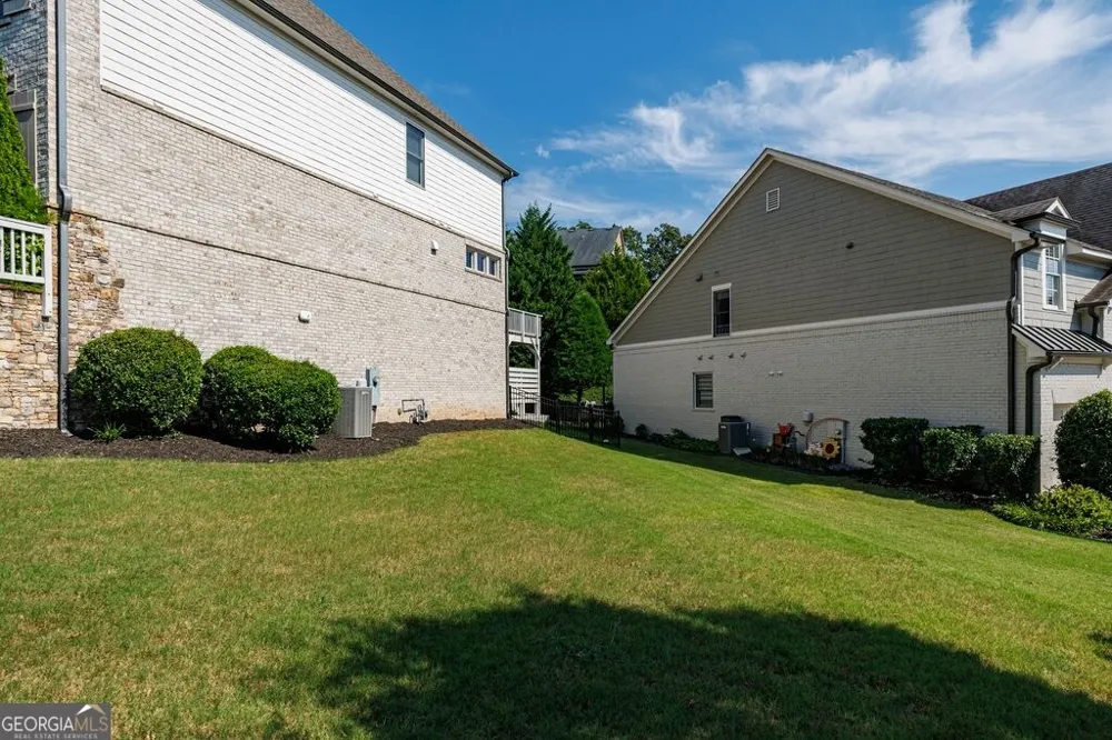 11760 Stratham DR Alpharetta, GA 30009
