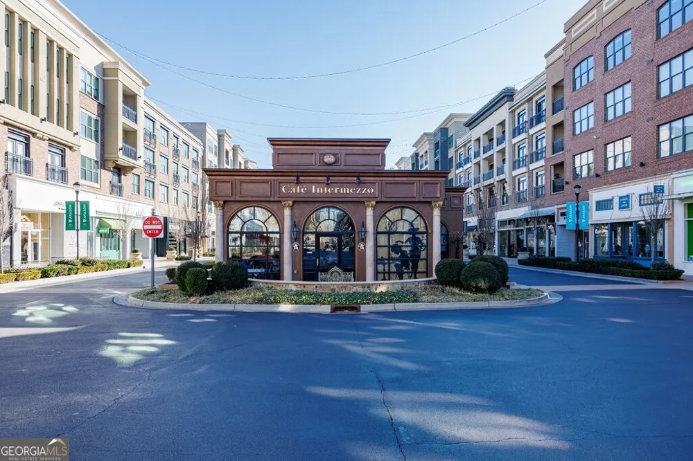 11760 Stratham DR Alpharetta, GA 30009