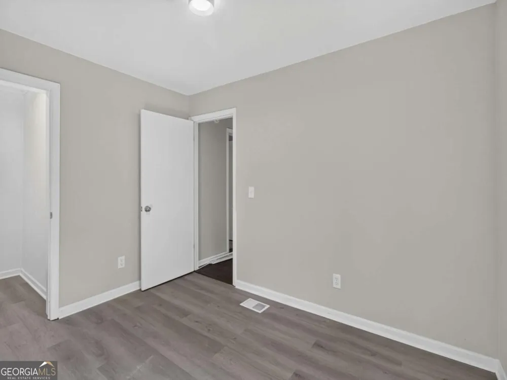 4185 Bradley DR Snellville, GA 30039