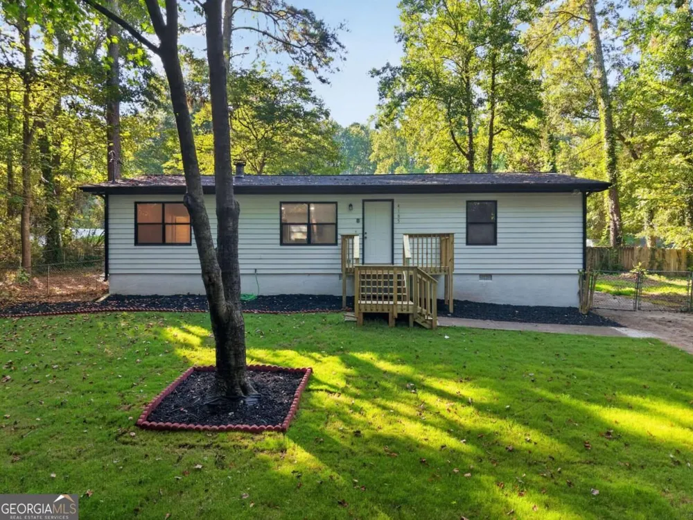 4185 Bradley DR Snellville, GA 30039
