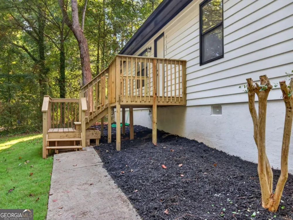 4185 Bradley DR Snellville, GA 30039
