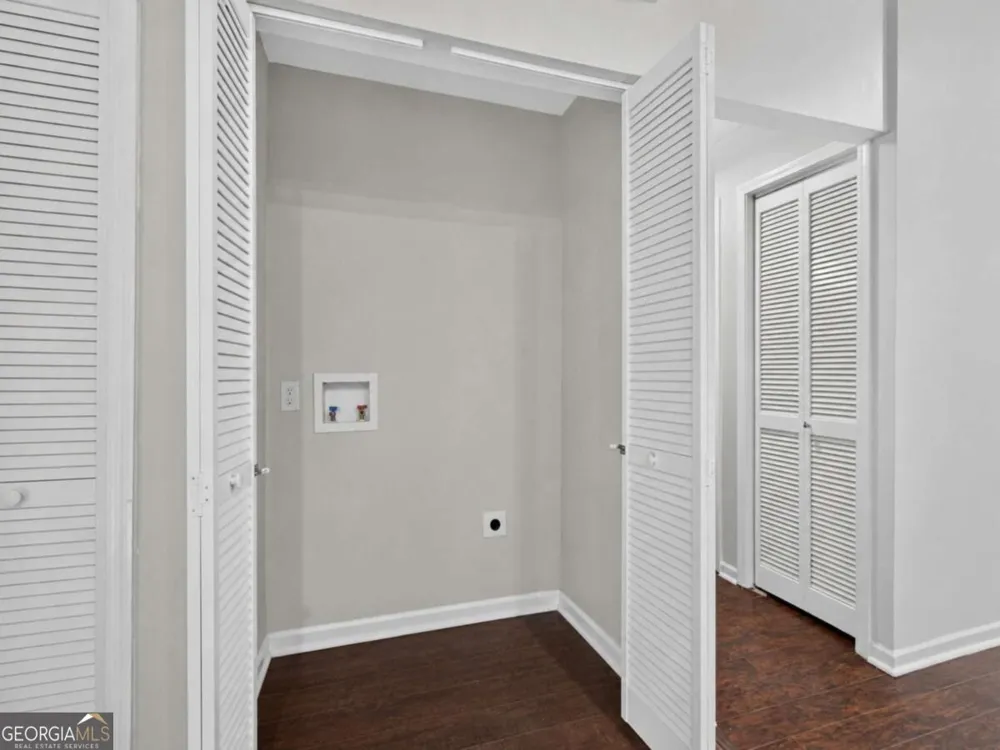 4185 Bradley DR Snellville, GA 30039