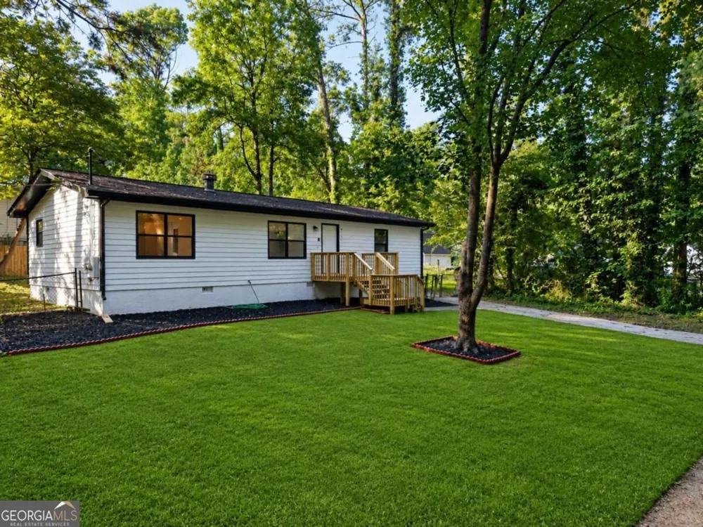 4185 Bradley DR Snellville, GA 30039