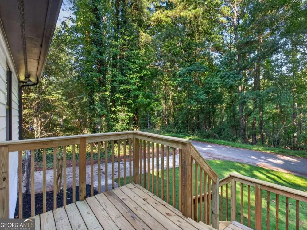 4185 Bradley DR Snellville, GA 30039