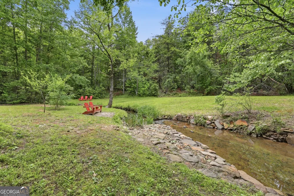 320 Sweetwater DR Clarkesville, GA 30523