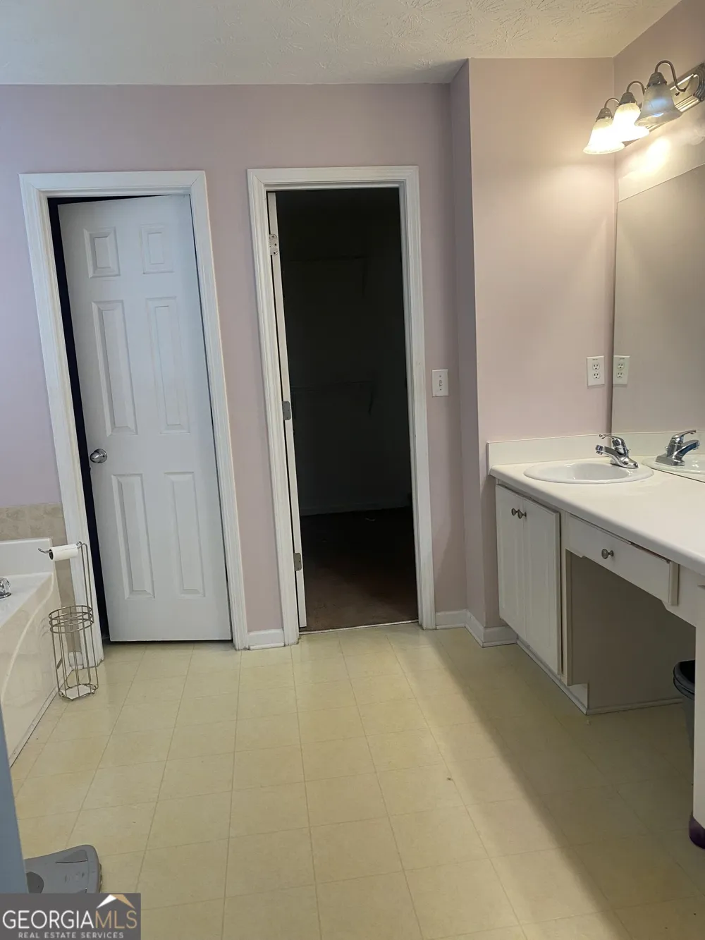 1129 River Tusk PL NE Conyers, GA 30012