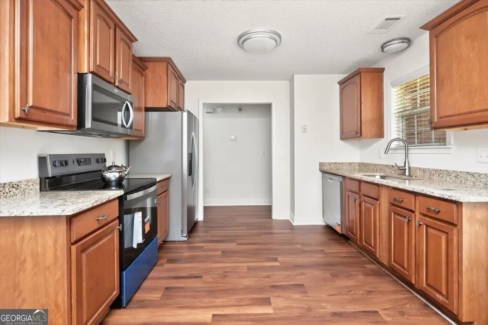 402 Sugarloaf PKWY Perry, GA 31069