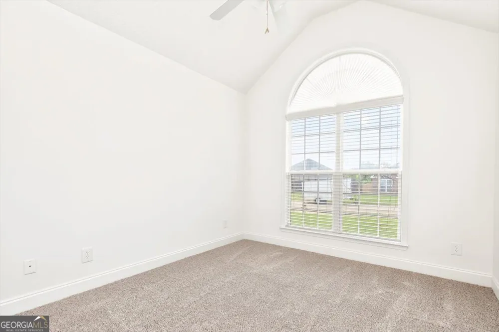 402 Sugarloaf PKWY Perry, GA 31069