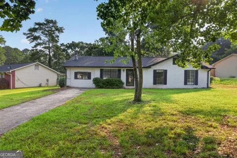 150 Woodcrest WAY