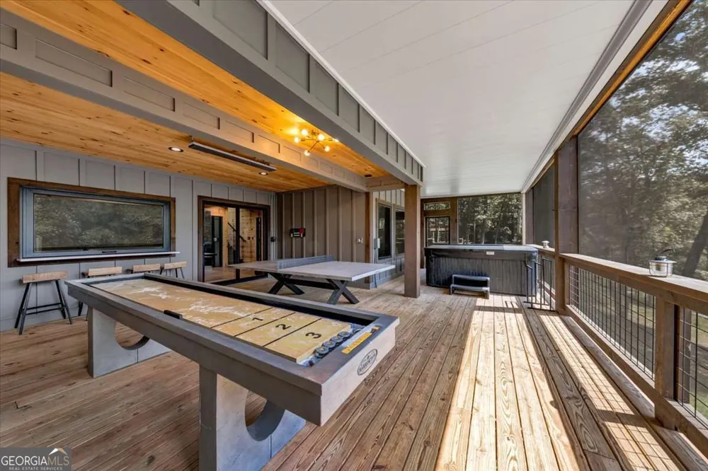 161 River Rock LN Blue Ridge, GA 30513
