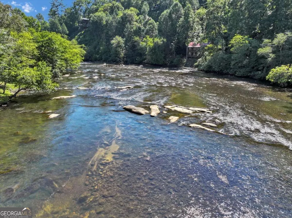 161 River Rock LN Blue Ridge, GA 30513