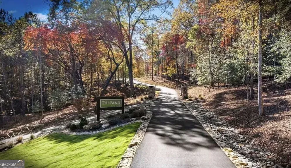 161 River Rock LN Blue Ridge, GA 30513