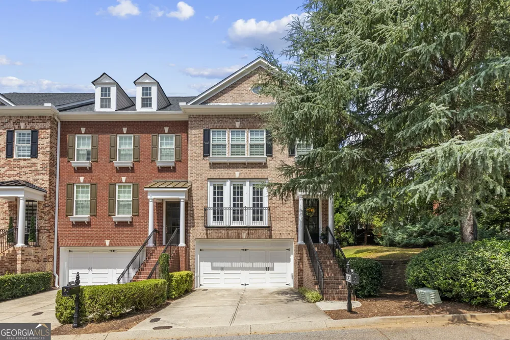 5100 Waters Edge TRL Roswell, GA 30075