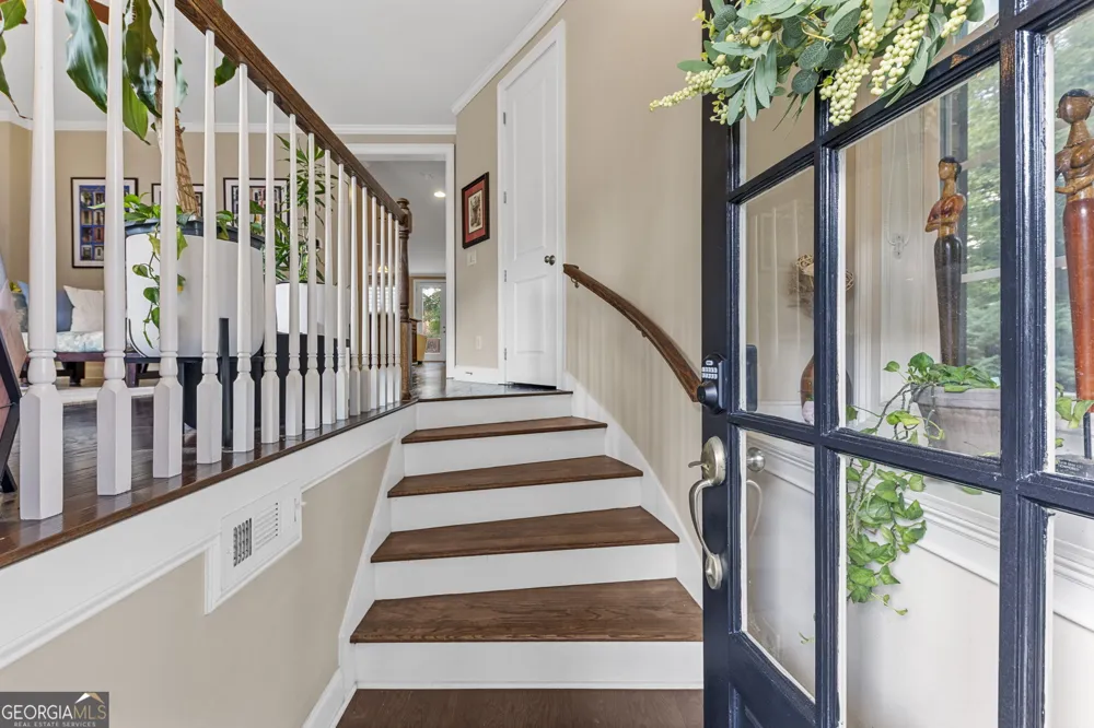 5100 Waters Edge TRL Roswell, GA 30075
