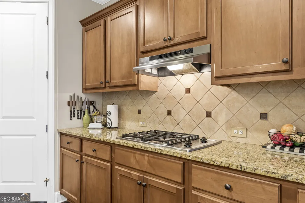 5100 Waters Edge TRL Roswell, GA 30075
