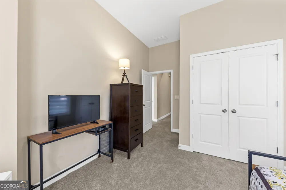 5100 Waters Edge TRL Roswell, GA 30075