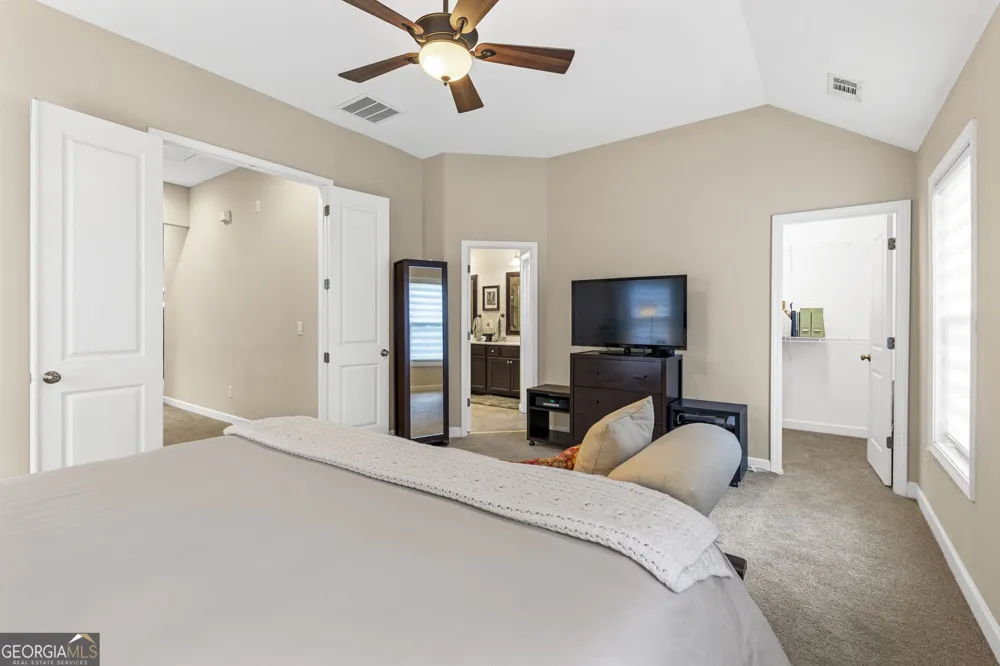 5100 Waters Edge TRL Roswell, GA 30075