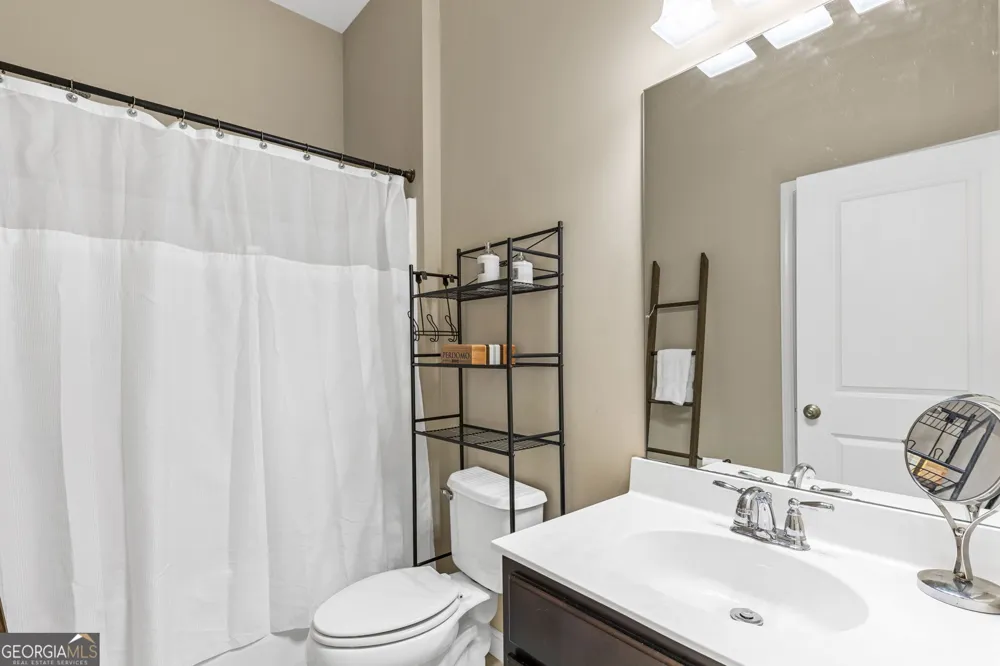 5100 Waters Edge TRL Roswell, GA 30075
