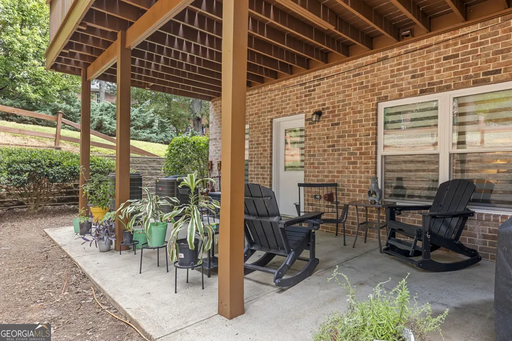 5100 Waters Edge TRL Roswell, GA 30075