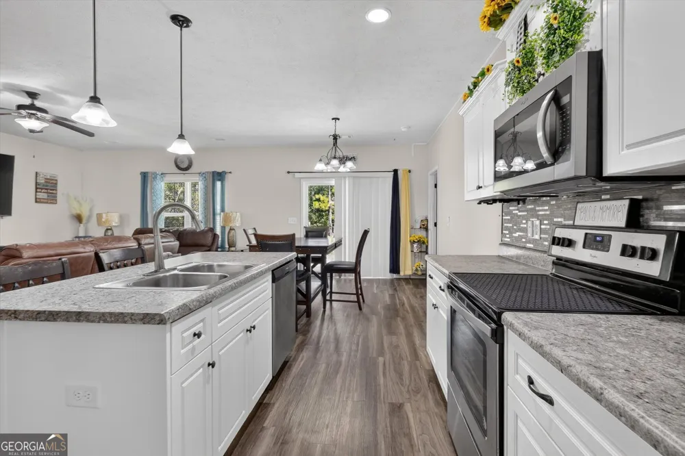 401 Coles WAY Statesboro, GA 30461