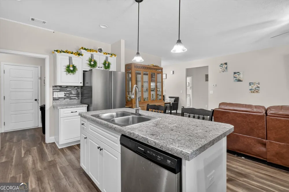 401 Coles WAY Statesboro, GA 30461