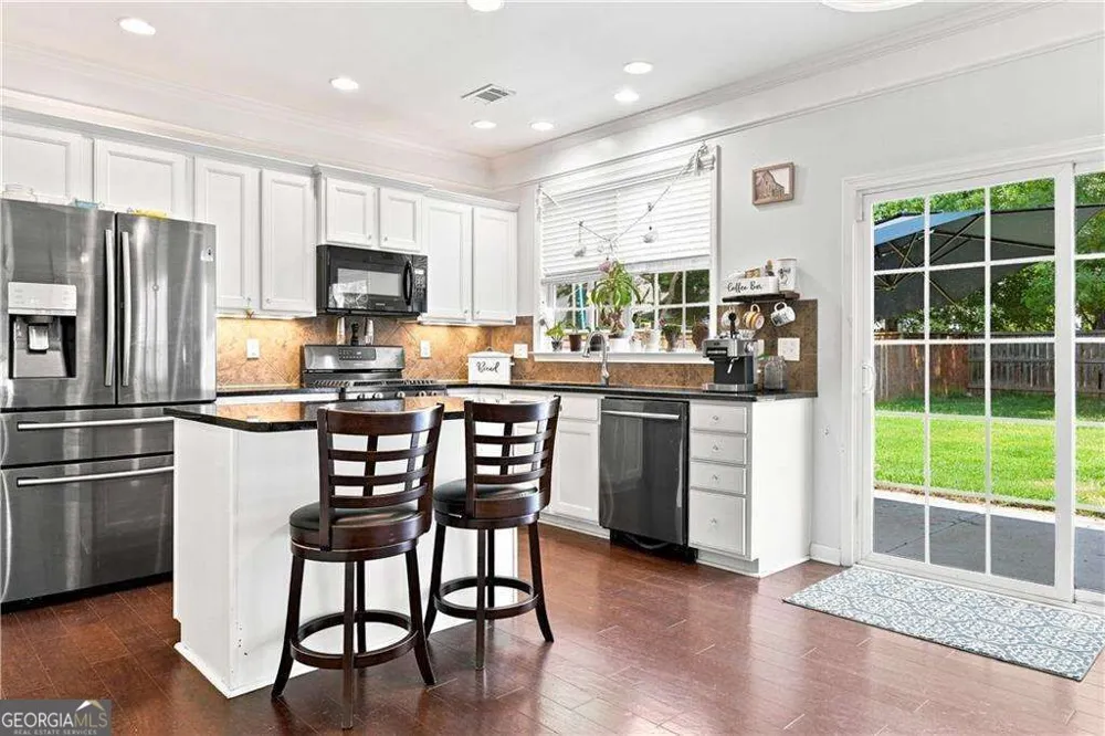 821 Poplar TER Canton, GA 30115