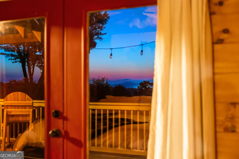 144 Point Of View Blue Ridge, GA 30513