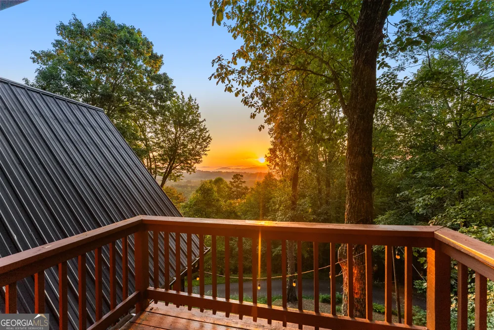 144 Point Of View Blue Ridge, GA 30513