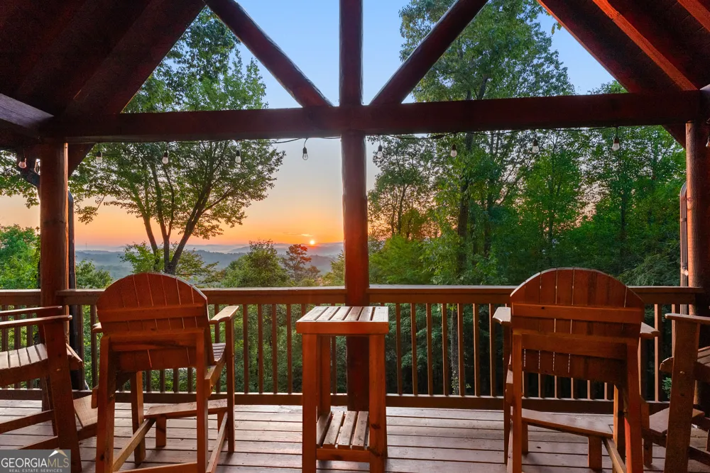 144 Point Of View Blue Ridge, GA 30513