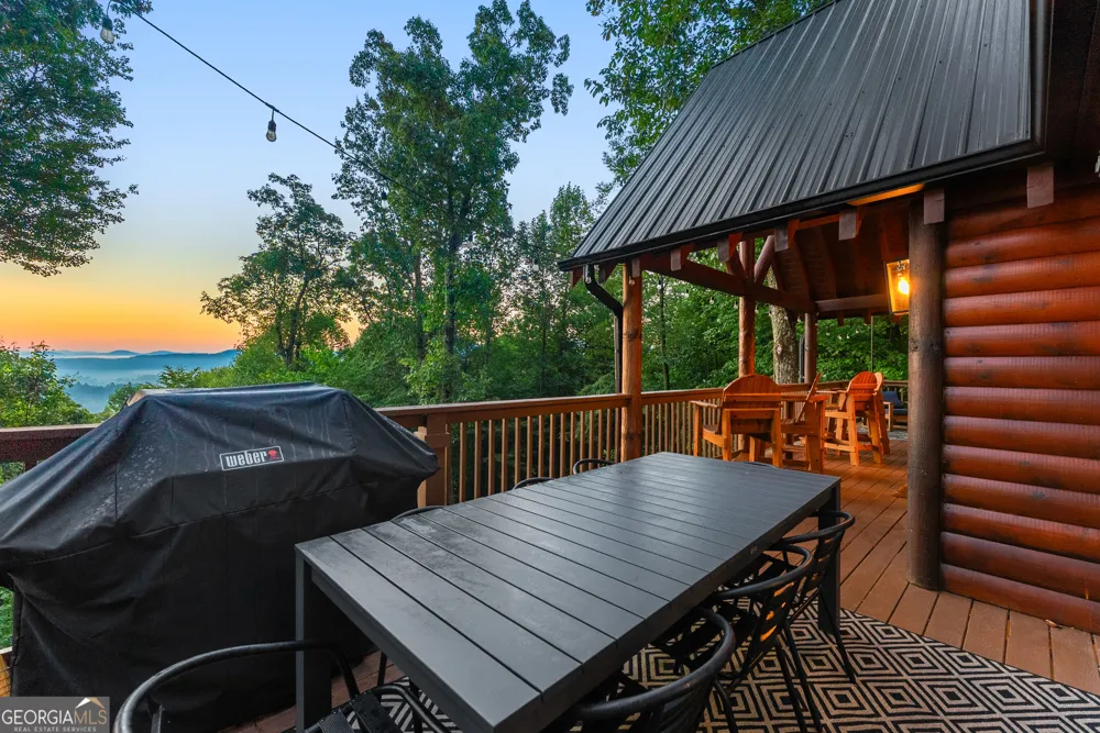 144 Point Of View Blue Ridge, GA 30513