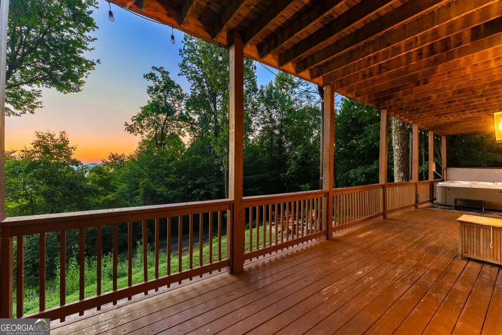 144 Point Of View Blue Ridge, GA 30513