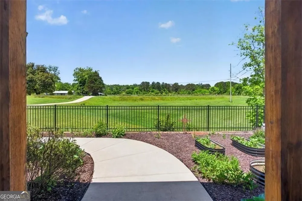 14402 Fincher RD Canton, GA 30114