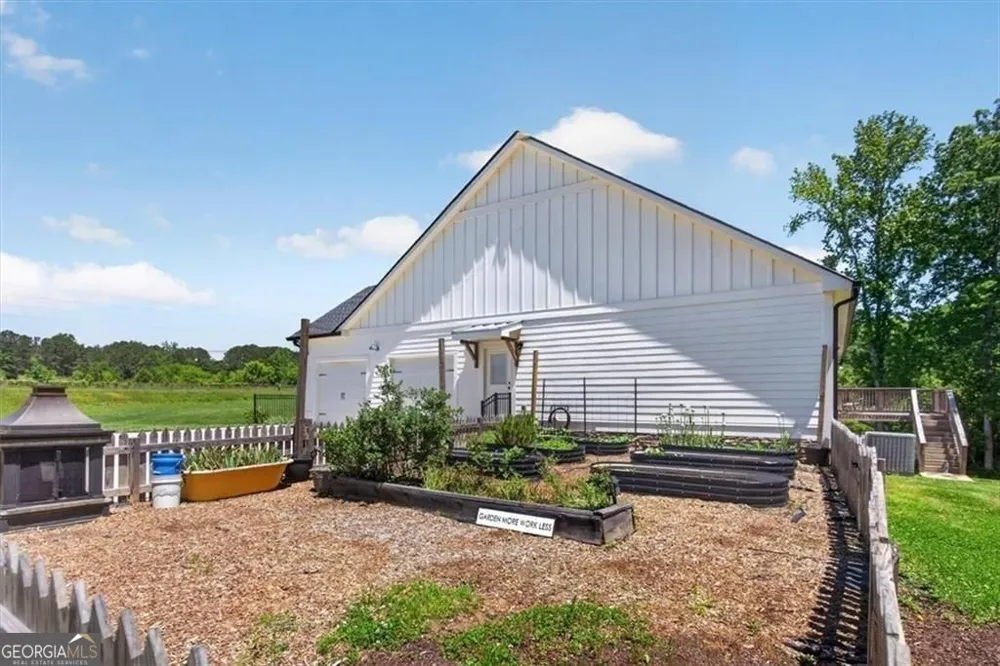 14402 Fincher RD Canton, GA 30114