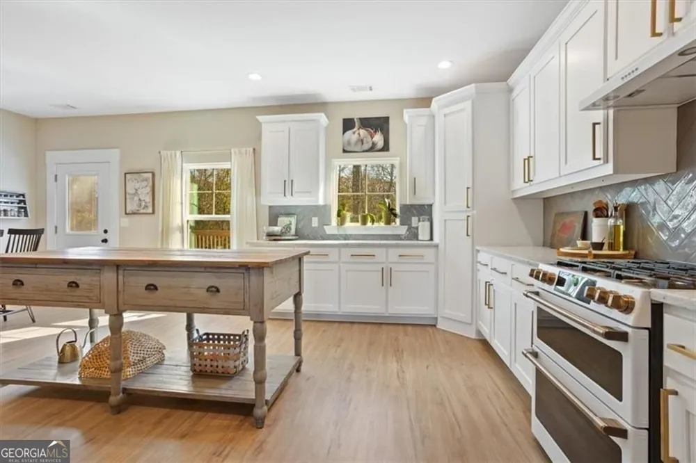 14402 Fincher RD Canton, GA 30114