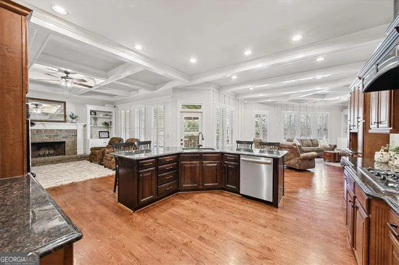 3982 Cooks Farm DR NW Kennesaw, GA 30152