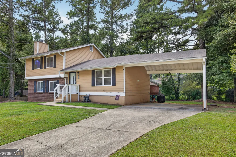 9256 Raven DR Jonesboro, GA 30238